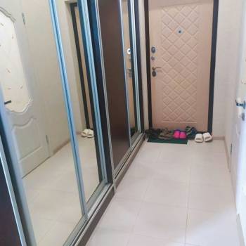 Сдается 1-комнатная квартира, 42 м²