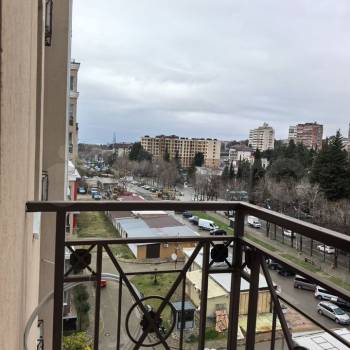 Продается 1-комнатная квартира, 35 м²