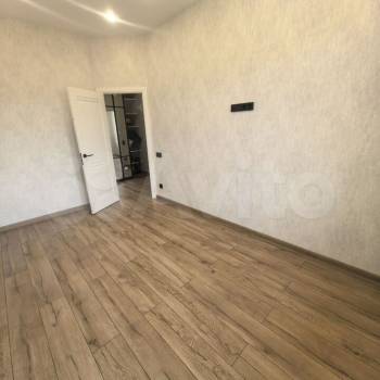 Продается 1-комнатная квартира, 35 м²