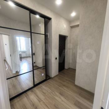 Продается 1-комнатная квартира, 35 м²
