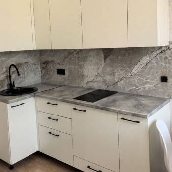 Продается 1-комнатная квартира, 35 м²