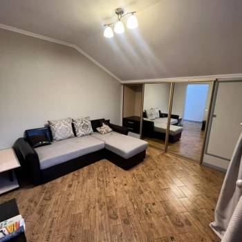 Сдается 1-комнатная квартира, 32 м²