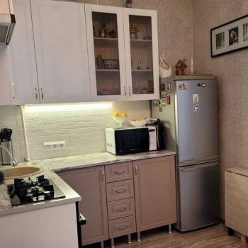 Продается 1-комнатная квартира, 27 м²