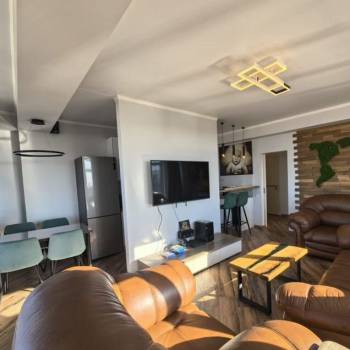 Продается 2-х комнатная квартира, 64 м²