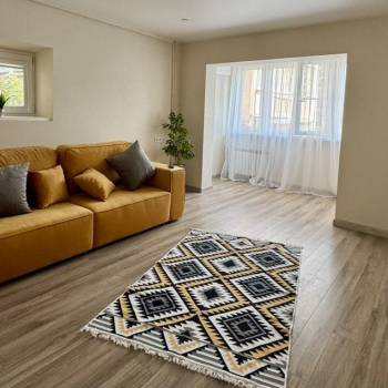 Продается 2-х комнатная квартира, 60 м²