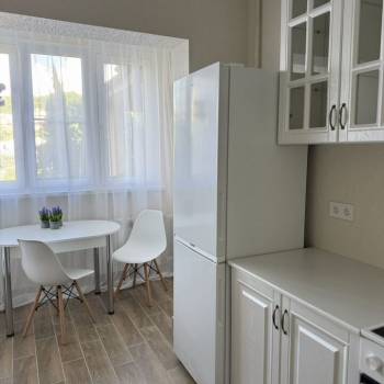 Продается 2-х комнатная квартира, 60 м²