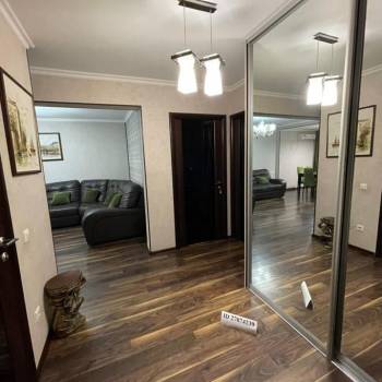 Сдается Многокомнатная квартира, 68 м²
