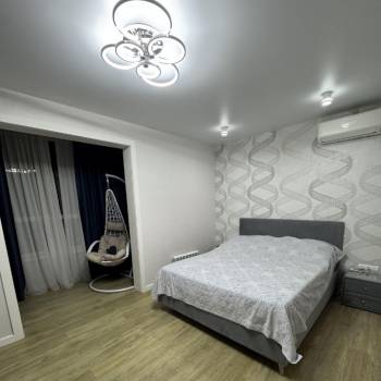 Сдается Многокомнатная квартира, 102 м²