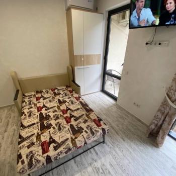 Продается 1-комнатная квартира, 18 м²