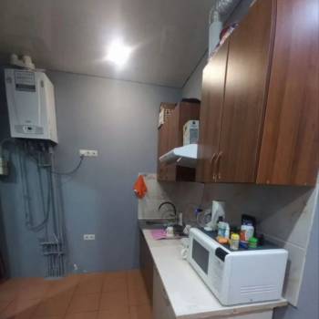 Продается 1-комнатная квартира, 27,3 м²