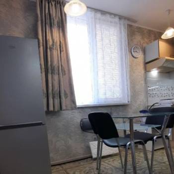 Продается 1-комнатная квартира, 35 м²