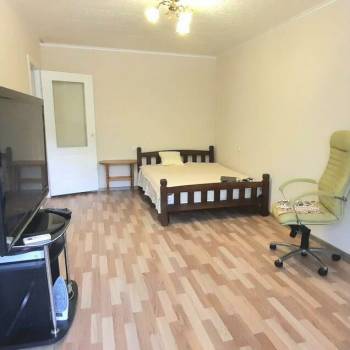Продается 1-комнатная квартира, 36,8 м²