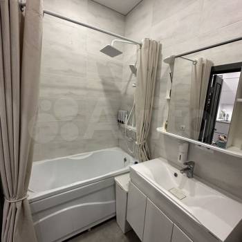 Продается 1-комнатная квартира, 40 м²