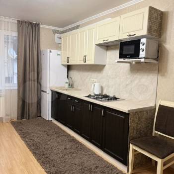 Сдается 2-х комнатная квартира, 60 м²
