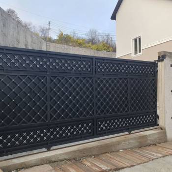 Продается Дом, 284 м²