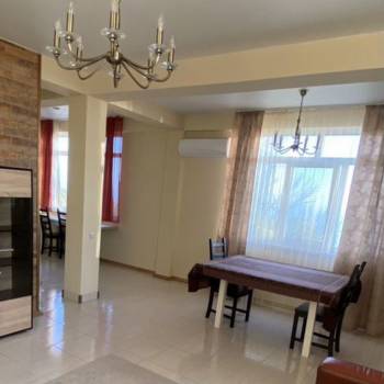 Сдается Многокомнатная квартира, 100 м²