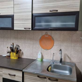 Продается 1-комнатная квартира, 37 м²