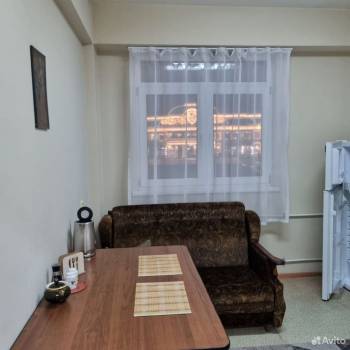 Продается 1-комнатная квартира, 37 м²