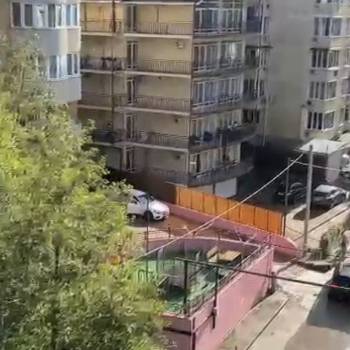 Продается 1-комнатная квартира, 52 м²