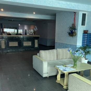Продается 1-комнатная квартира, 61,9 м²