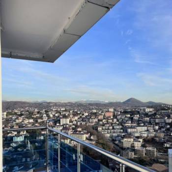 Сдается 1-комнатная квартира, 50 м²