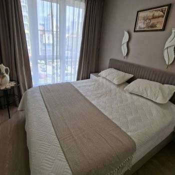 Продается 1-комнатная квартира, 37 м²