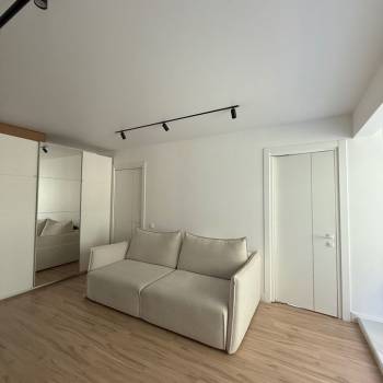 Продается 3-х комнатная квартира, 49 м²