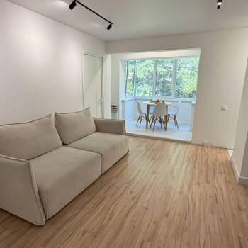 Продается 3-х комнатная квартира, 49 м²