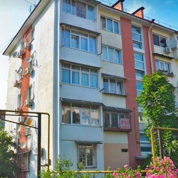 Продается Многокомнатная квартира, 70,7 м²