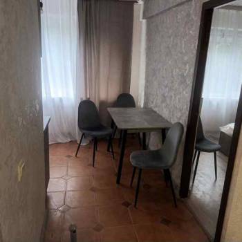 Сдается Многокомнатная квартира, 60 м²