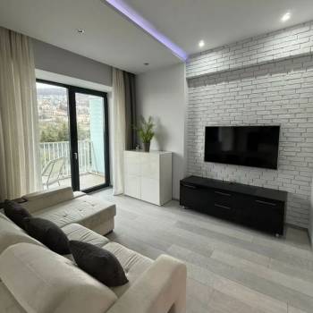 Сдается Многокомнатная квартира, 100 м²