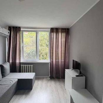 Сдается 1-комнатная квартира, 18 м²