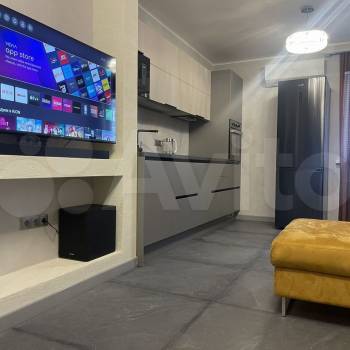 Сдается 2-х комнатная квартира, 75 м²