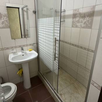 Сдается Многокомнатная квартира, 80 м²