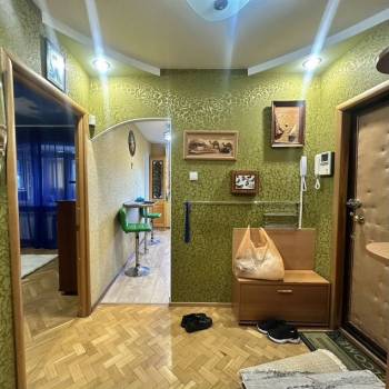 Сдается Многокомнатная квартира, 60 м²