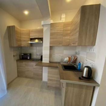 Продается 1-комнатная квартира, 46,9 м²