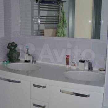 Продается Многокомнатная квартира, 143 м²