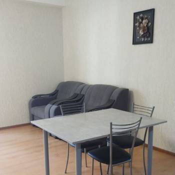 Сдается 2-х комнатная квартира, 74 м²
