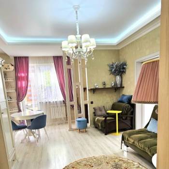Продается Многокомнатная квартира, 120 м²