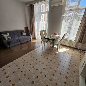 Сдается 1-комнатная квартира, 35 м²