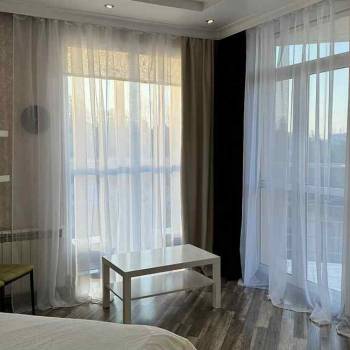 Сдается 1-комнатная квартира, 55 м²