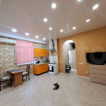 Продается 1-комнатная квартира, 48 м²