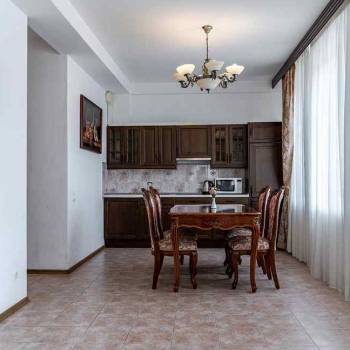 Сдается 2-х комнатная квартира, 70 м²