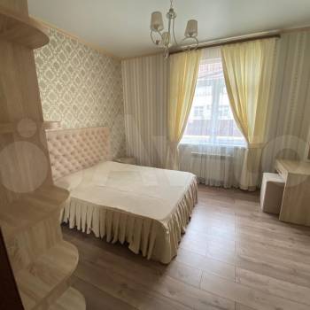 Сдается Дом, 215 м²