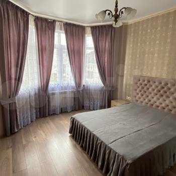 Сдается Дом, 215 м²