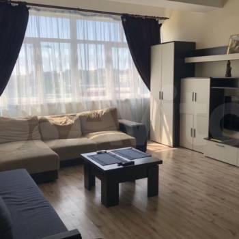 Продается 1-комнатная квартира, 37 м²
