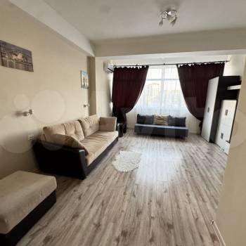 Продается 1-комнатная квартира, 37 м²