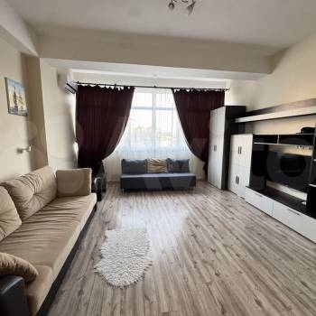 Продается 1-комнатная квартира, 37 м²