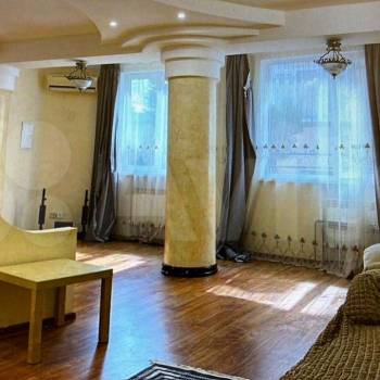 Сдается 2-х комнатная квартира, 72 м²