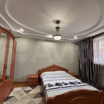 Сдается 2-х комнатная квартира, 72 м²